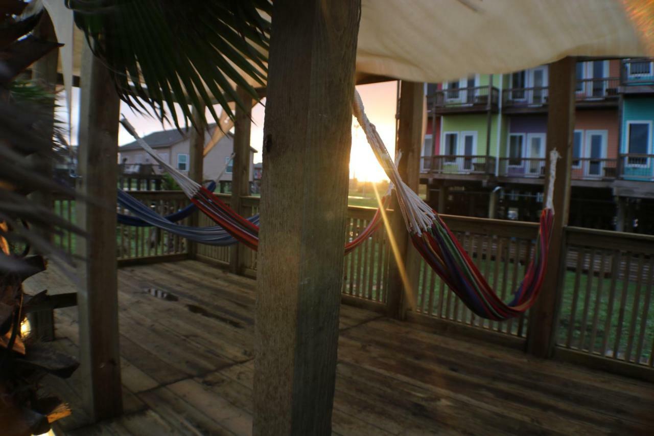 Boardwalk Resort - Crystal Beach Bolivar Peninsula Exteriör bild